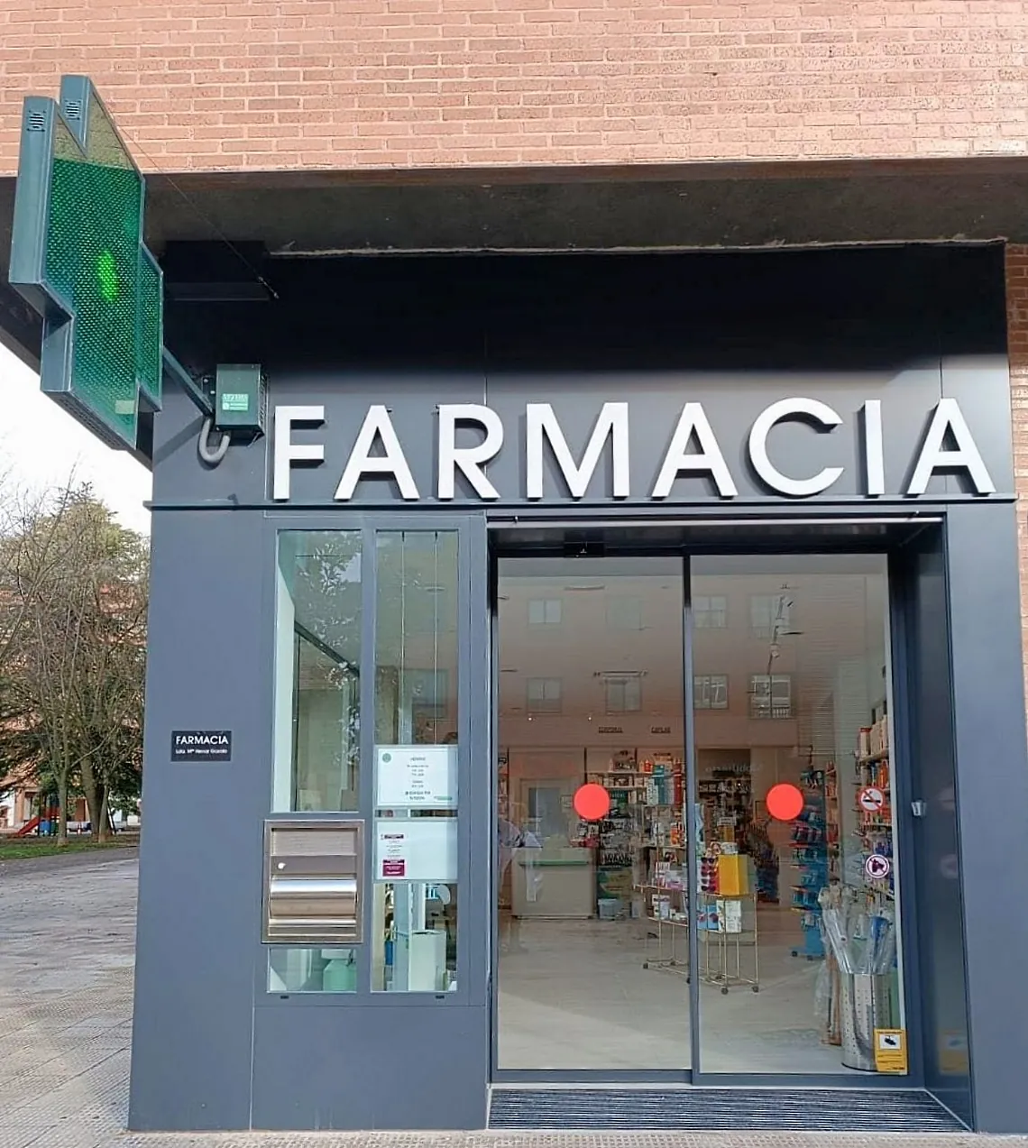 Farmacia entrada